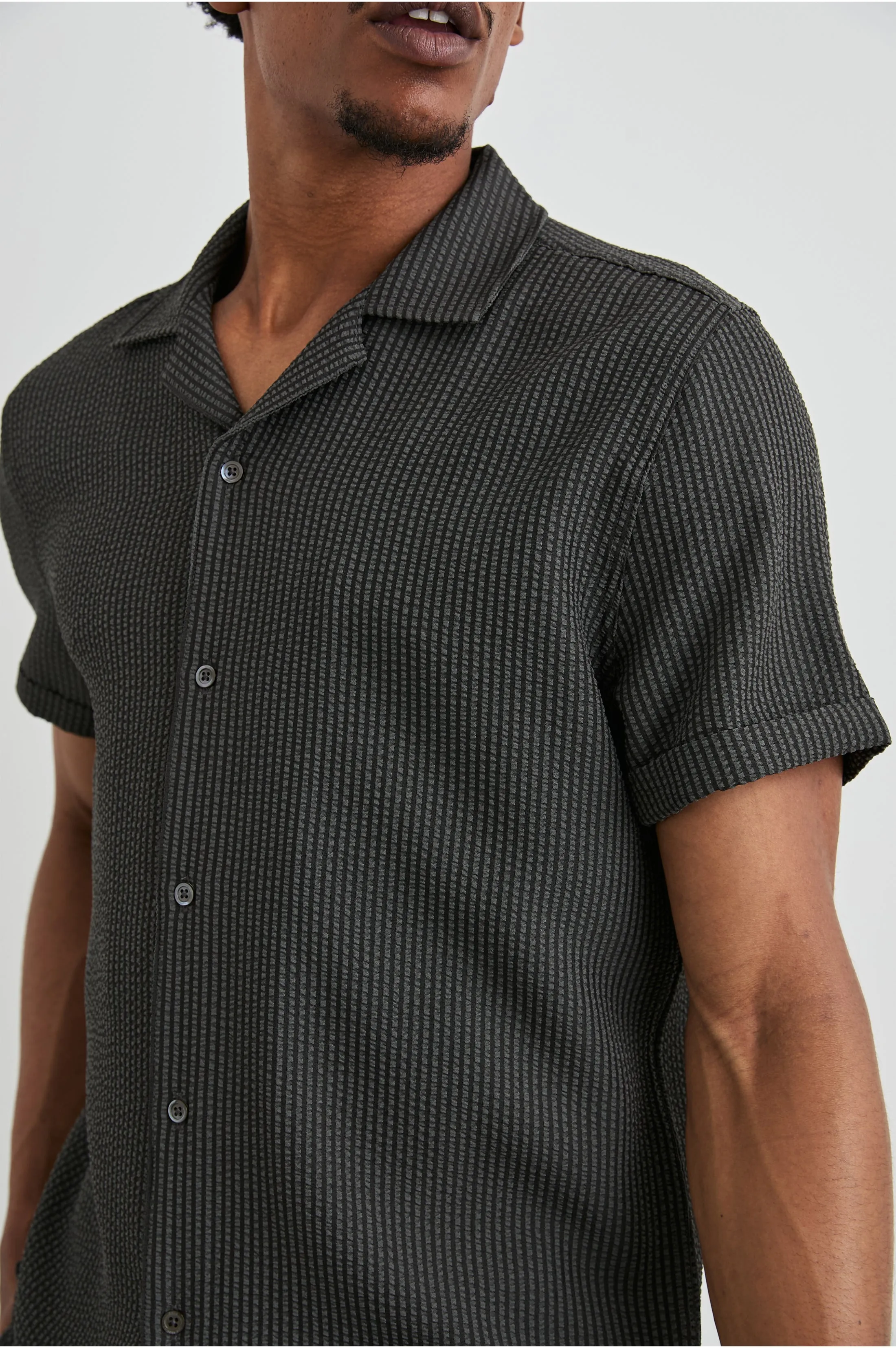 AMALFI SHIRT - CHARCOAL SEERSUCKER