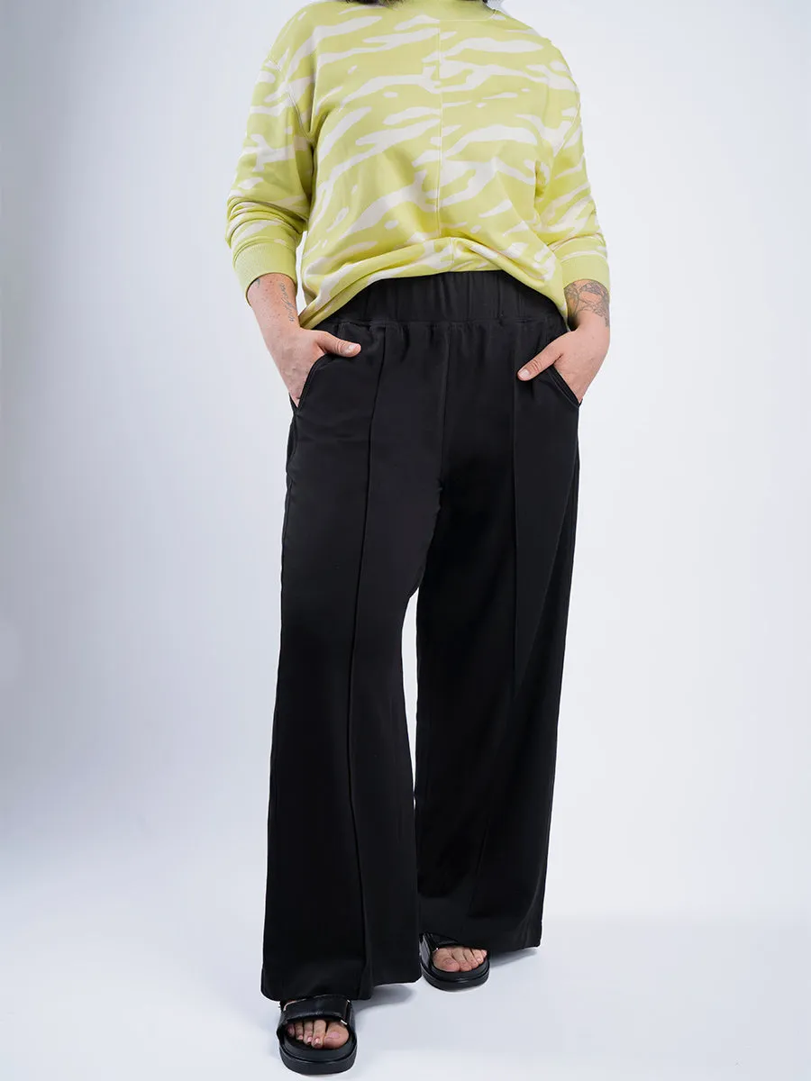 Multitasker Wide Leg Pant