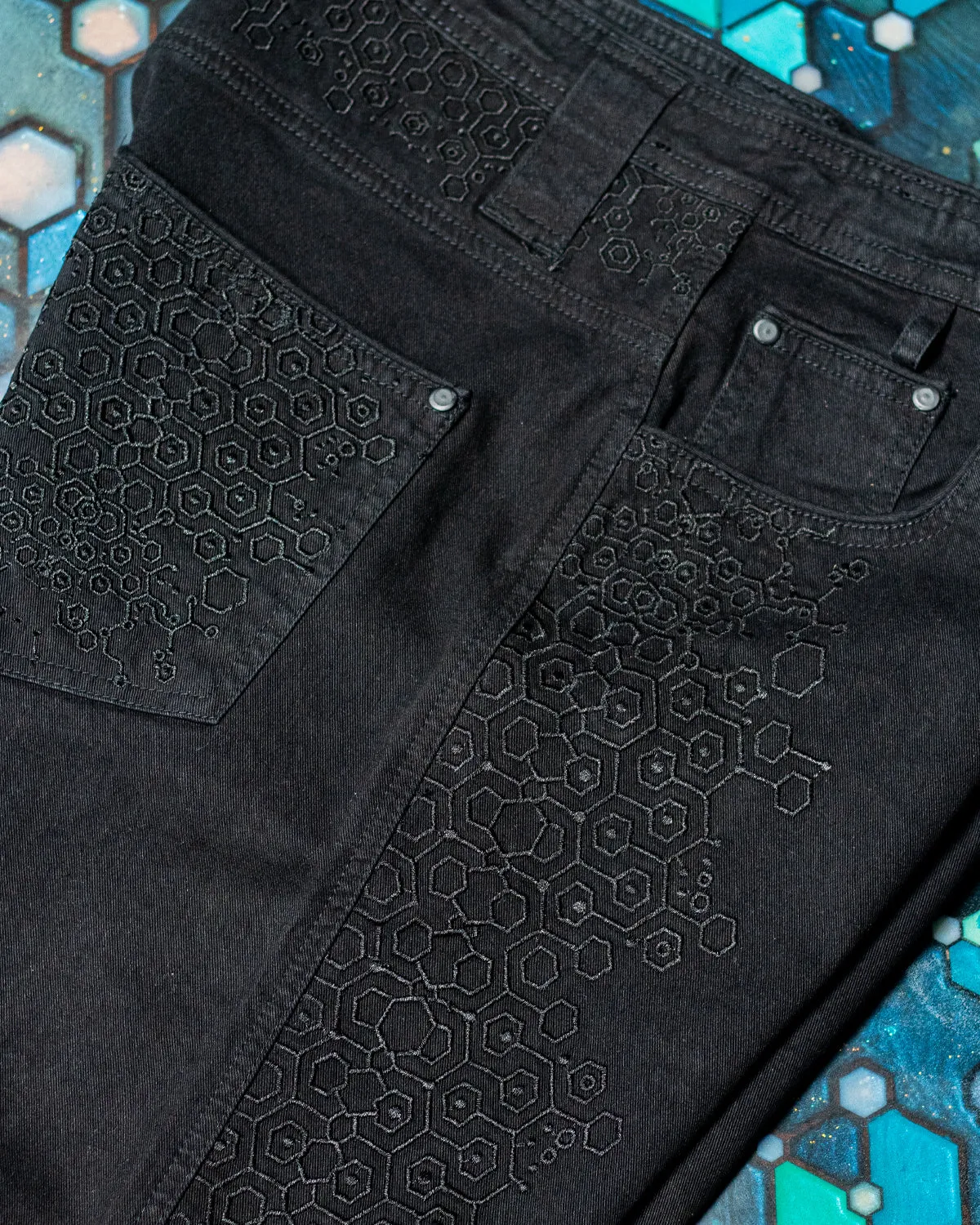 Pants Men / Stretchy Denim Digital Embroidery - Black KAMBOZII