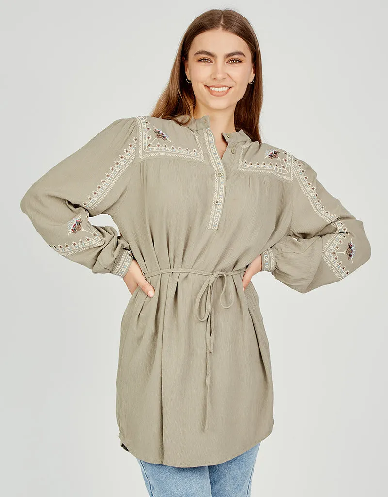 Sarayah Embroidered Blouse